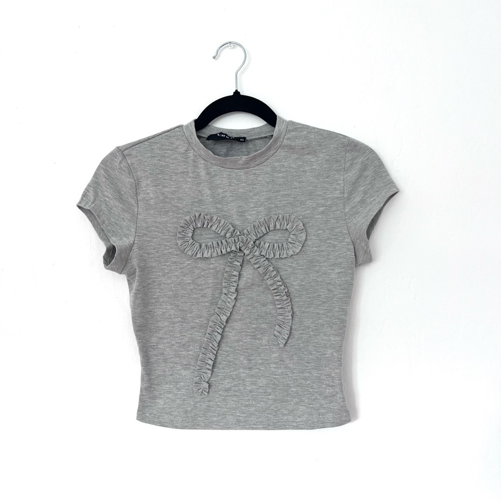Cider Gray Bow Applique Ribbon Crop Top